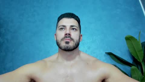 Snapshot of muscularmaster chatting on 24, 1, 2025 muscularmaster onlyfans online show from 24, 1, 2025