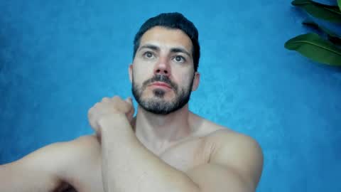 muscularmaster onlyfans online show from 28, 4, 2026