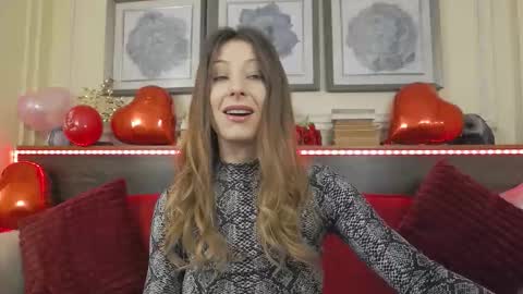 Luna  online show from 11, 2, 2026