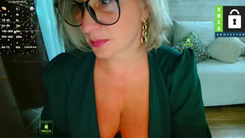 Snapshot of music_fairy chatting on 9, 6, 2026 Lana online show from 9, 6, 2026