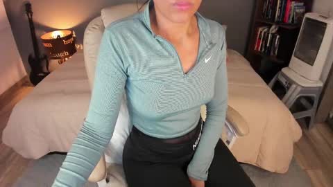 VALENTINA Luna  online show from 24, 9, 2025