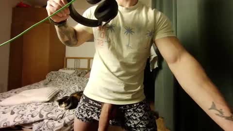 musle joker online show from 11, 11, 2025