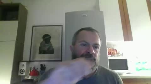 Snapshot of muzungu5 chatting on 9, 11, 2025 muzungu5 online show from 9, 11, 2025