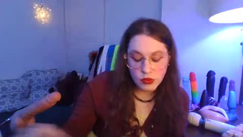 Snapshot of mxsissycharlotte chatting on 27, 4, 2026 Mx Charlotte online show from 27, 4, 2026