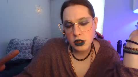 Snapshot of mxsissycharlotte chatting on 5, 5, 2026 Mx Charlotte online show from 5, 5, 2026