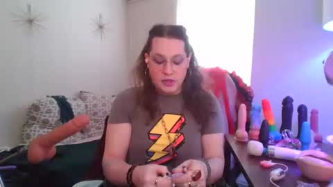 Snapshot of mxsissycharlotte chatting on 7, 5, 2026 Mx Charlotte online show from 7, 5, 2026