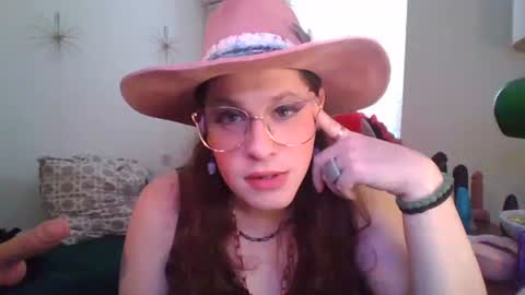 Snapshot of mxsissycharlotte chatting on 8, 5, 2026 Mx Charlotte online show from 8, 5, 2026