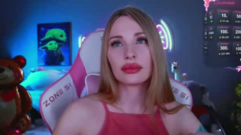 Snapshot of my__sweet__alice chatting on 23, 6, 2026 mysweetalice online show from 23, 6, 2026