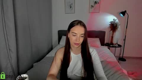 Snapshot of my_coco chatting on 16, 12, 2024 katie online show from 16, 12, 2024