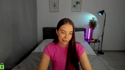 Snapshot of my_coco chatting on 20, 12, 2024 katie online show from 20, 12, 2024