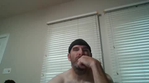 Snapshot of my_little_vienna_sausage chatting on 24, 11, 2025 vienna online show from 24, 11, 2025