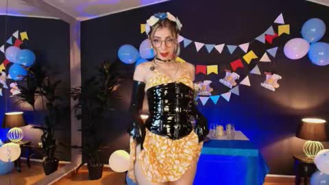 Maite online show from 27, 9, 2025