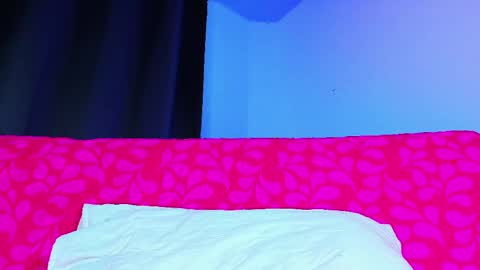 Snapshot of my_onlyqueen chatting on 28, 4, 2026 my_onlyqueen online show from 28, 4, 2026