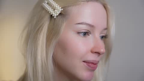 Snapshot of my_stella chatting on 17, 1, 2025 STELLA Im here today online show from 17, 1, 2025