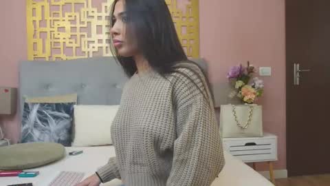 Snapshot of myamuse chatting on 25, 11, 2025 MyaMuse online show from 25, 11, 2025