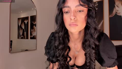 Snapshot of myaravachi chatting on 22, 1, 2025 Mya Ravachi online show from 22, 1, 2025