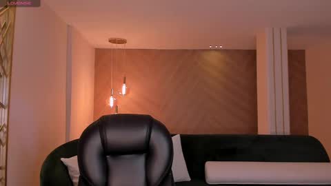 Snapshot of myaravachi chatting on 13, 2, 2025 Mya Ravachi online show from 13, 2, 2025