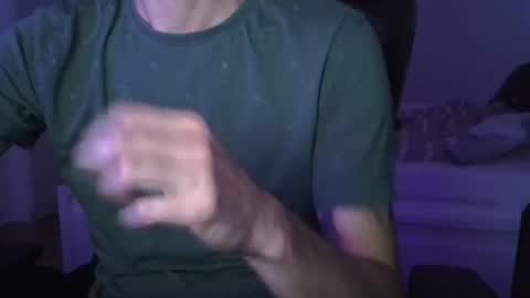 Snapshot of mydickistoobig chatting on 3, 10, 2025 Big Dick Huhu online show from 3, 10, 2025