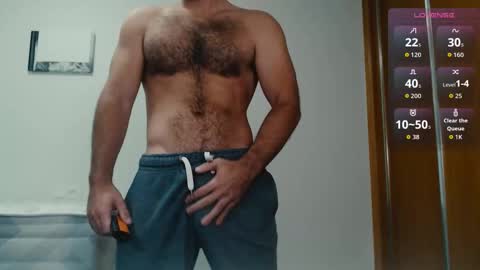 Snapshot of myhairymacho chatting on 3, 11, 2025 Juan OF myhairymacho online show from 3, 11, 2025