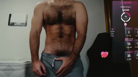 Snapshot of myhairymacho chatting on 14, 12, 2025 Juan OF myhairymacho online show from 14, 12, 2025