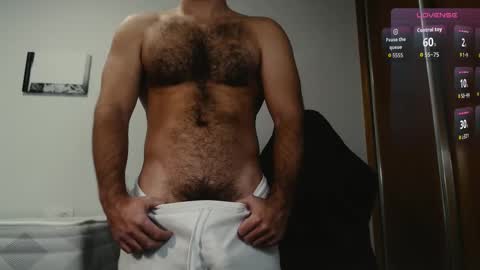 Snapshot of myhairymacho chatting on 16, 12, 2025 Juan OF myhairymacho online show from 16, 12, 2025