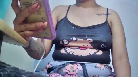 Snapshot of myhoney_hot chatting on 28, 5, 2026 myhoney_hot online show from 28, 5, 2026