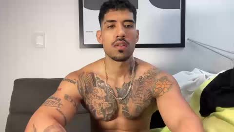 Myke esthetic online show from 23, 9, 2025