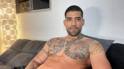 Myke esthetic online show from 11, 1, 2026