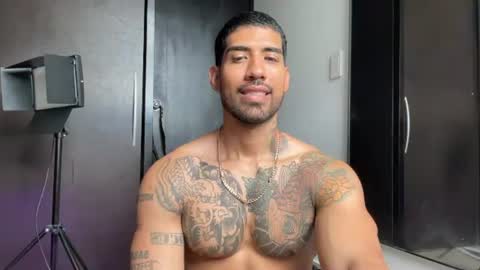 Snapshot of myke_esthetic chatting on 13, 7, 2026 Myke esthetic online show from 13, 7, 2026