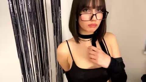 mylittlemolly online show from 19, 11, 2025