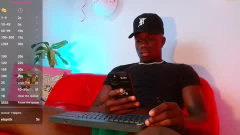 Mylo Wallace  online show from 21, 2, 2025