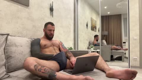 Snapshot of mynameismartin chatting on 5, 12, 2024 mynameismartin online show from 5, 12, 2024