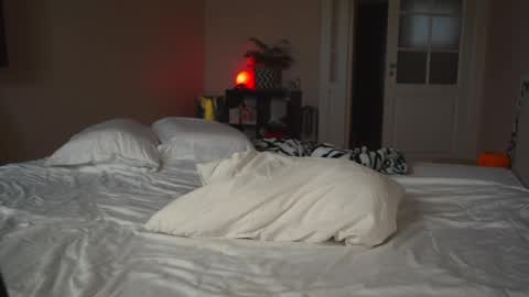 Snapshot of mynaughtynights chatting on 29, 5, 2026 Sima online show from 29, 5, 2026