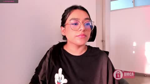 Snapshot of mypretty_isabella chatting on 21, 1, 2025 Bella online show from 21, 1, 2025