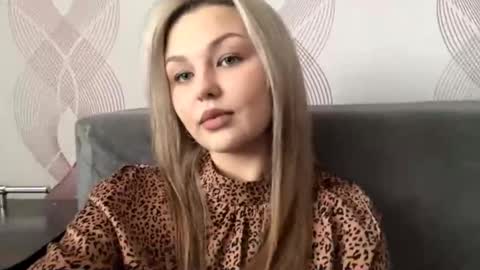 Olivia online show from 17, 3, 2026