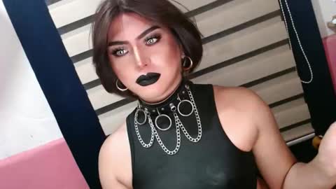 Snapshot of mysterious_diva chatting on 27, 5, 2026 SUPPORT GODDESS TRISHA AND DONT FORGET TO FOLLOW ME online show from 27, 5, 2026