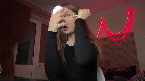 mysterious_wink online show from 5, 12, 2025