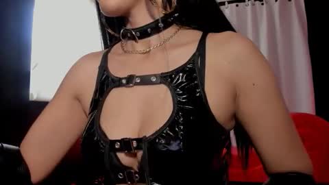 Snapshot of mysteriousgoddesxx chatting on 12, 10, 2025 Goddess Cassie online show from 12, 10, 2025