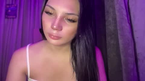 Snapshot of mysteryman_xxx chatting on 18, 4, 2026 UR GIRL NEXTDOOR online show from 18, 4, 2026