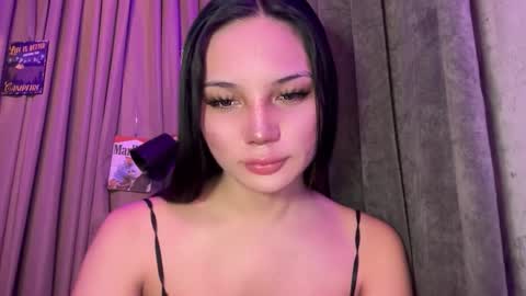 Snapshot of mysteryman_xxx chatting on 21, 4, 2026 UR GIRL NEXTDOOR online show from 21, 4, 2026