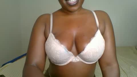 Snapshot of mystic_saucy chatting on 18, 9, 2025 mystic_saucy online show from 18, 9, 2025