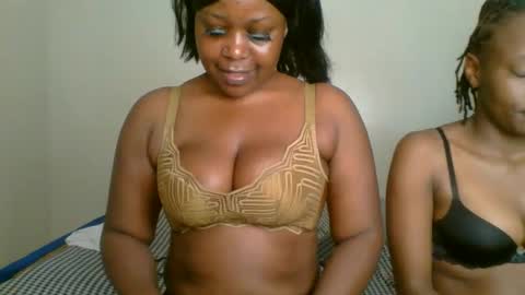 Snapshot of mystic_saucy chatting on 21, 9, 2025 mystic_saucy online show from 21, 9, 2025