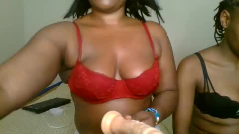 Snapshot of mystic_saucy chatting on 26, 9, 2025 mystic_saucy online show from 26, 9, 2025