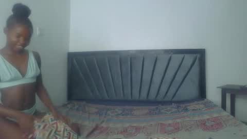 mystic_saucy online show from 25, 11, 2025