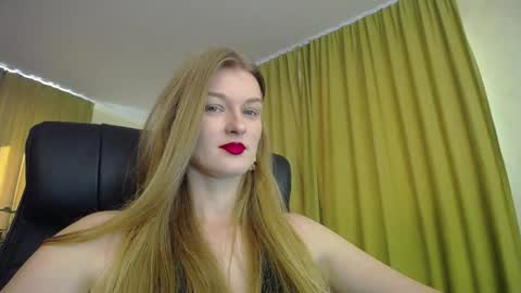 mysticvenus_ online show from 27, 10, 2025
