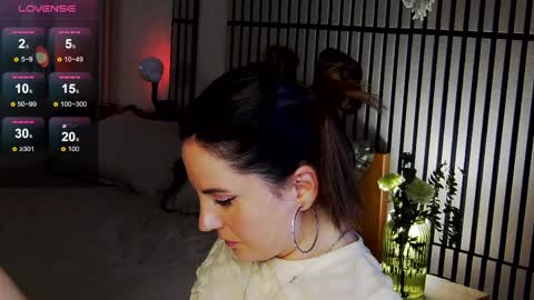 Snapshot of mystique_girl_ chatting on 21, 5, 2026 Angeline online show from 21, 5, 2026