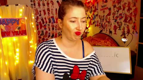 Snapshot of mystydew chatting on 28, 1, 2025 MystyDew online show from 28, 1, 2025