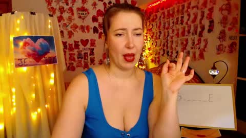 Snapshot of mystydew chatting on 8, 3, 2025 MystyDew online show from 8, 3, 2025
