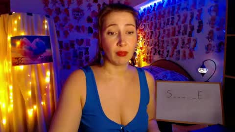 Snapshot of mystydew chatting on 8, 3, 2025 MystyDew online show from 8, 3, 2025