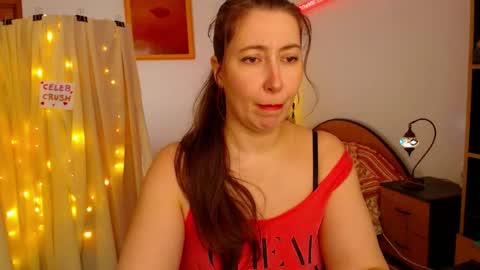 Snapshot of mystydew chatting on 5, 3, 2026 MystyDew online show from 5, 3, 2026